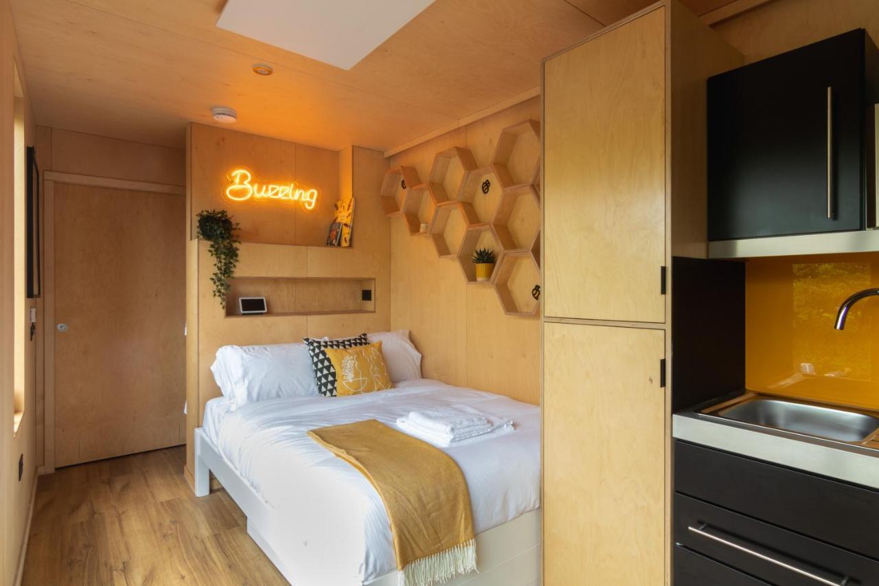 The Hive - Unique Hot Tub Cabin In Millport Ngoại thất bức ảnh
